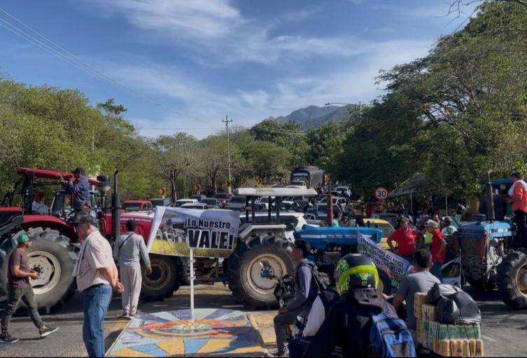 Tras el plantón, los manifestantes se dirigirán al sector de Los Cauchos, donde adelantarán un cierre temporal de la vía.