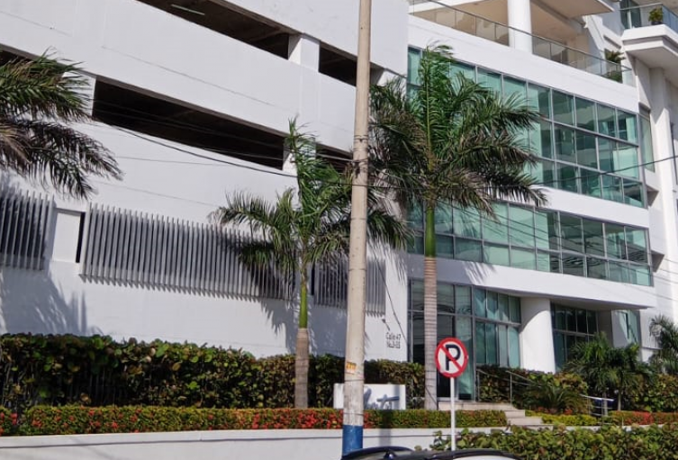 Aguas de Cartagena detectó conexión de agua ilegal en un exclusivo edificio de Marbella