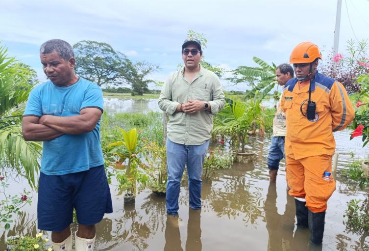 Los organismos de socorro en alerta máxima