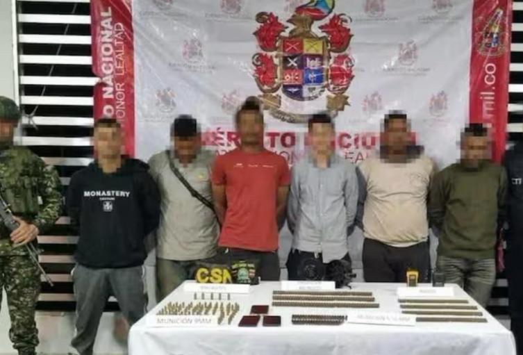Ejército denuncia que 'Los Pachenca’ usaron como escudos humanos a habitantes de vereda en la Sierra Nevada de Santa Marta