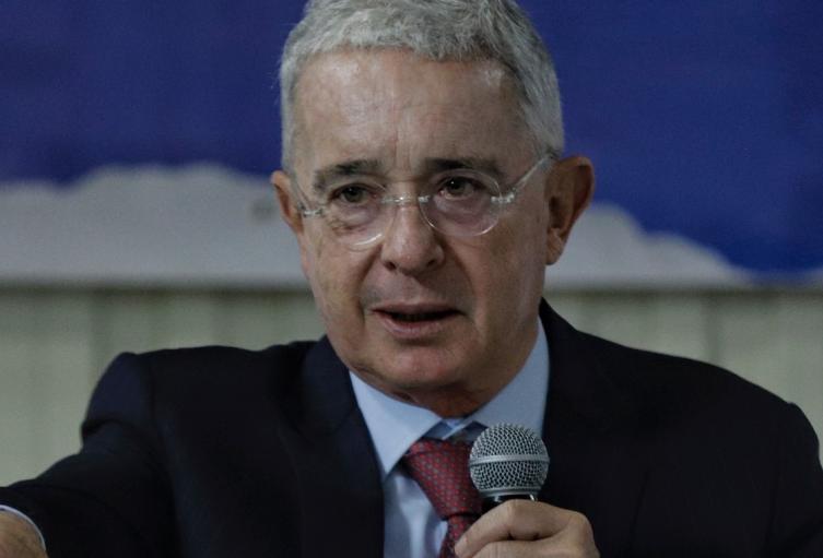 Expresidente Álvaro Uribe Vélez.
