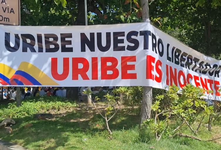 El evento estuvo respaldado por concejales y senadores del Centro Democrático