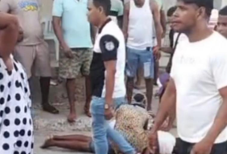 Masacre en Dibulla deja tres personas muertas y varias heridas luego de que hombres armados que se movilizaban en una camioneta dispararan contra un grupo que compartía en una vivienda del corregimiento de Punta de los Remedios.