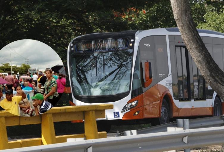 Movilidad afectada en Cartagena por lluvias Movilidad afectada en Cartagena por lluvias