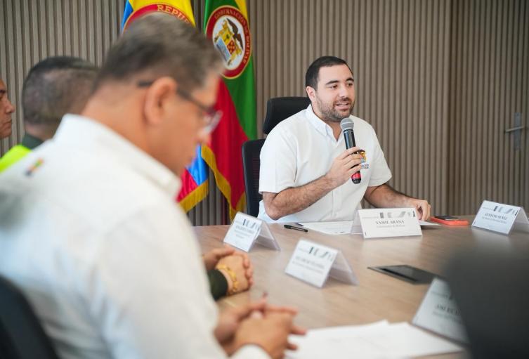 Gobernador de Bolívar impulsa mesa de trabajo para formalizar transporte 