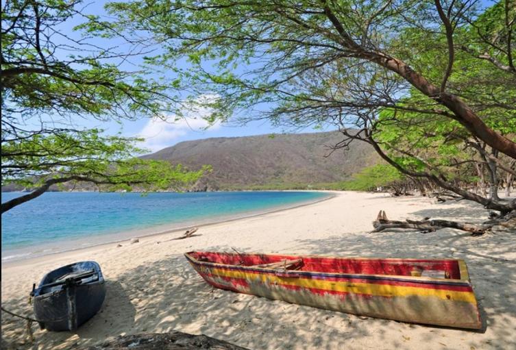 Playa de Bahía concha en Santa Marta