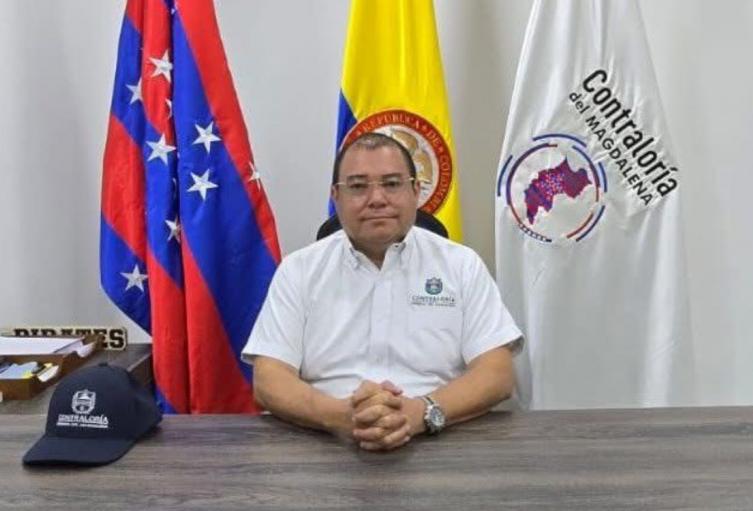 Alberto Mario Garzón Wilches, contralor general del Magdalena, lidera el conversatorio sobre la Región Entidad Territorial Caribe