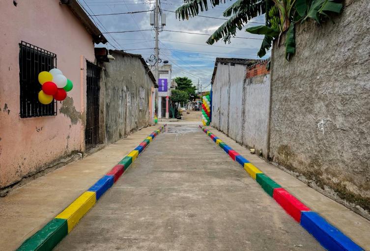 Nueva calle pavimentada en Cartagena 