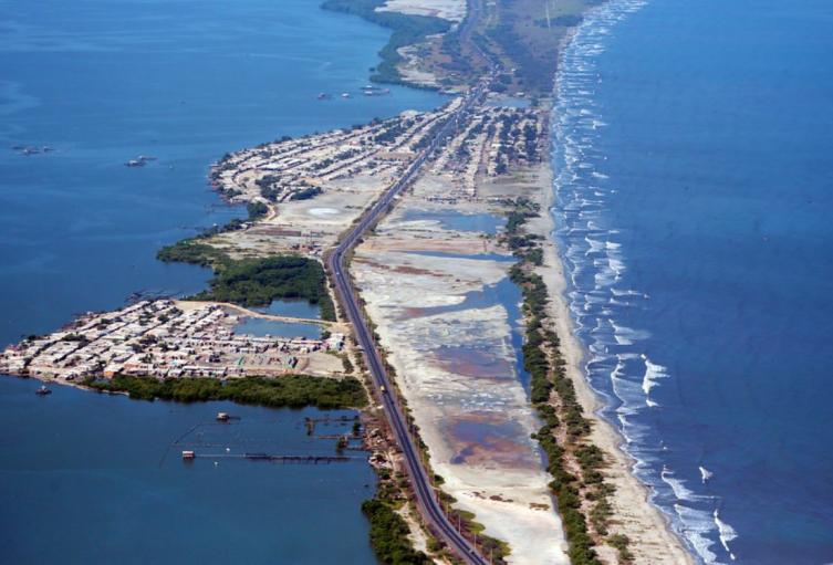 Cierre de vía en Magdalena entre Fundación y Ciénaga