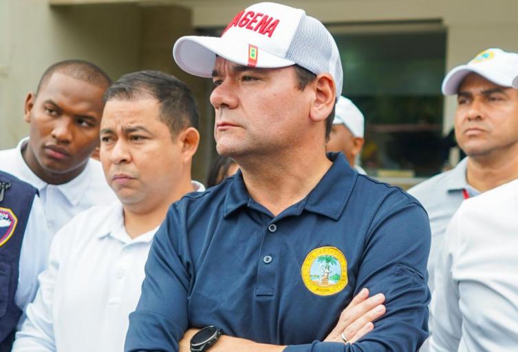 Secretario del Interior de Cartagena, Bruno Hernández, cita a dueños de bares tras brutal riña Secretario del Interior de Cartagena, Bruno Hernández, cita a dueños de bares tras brutal riña