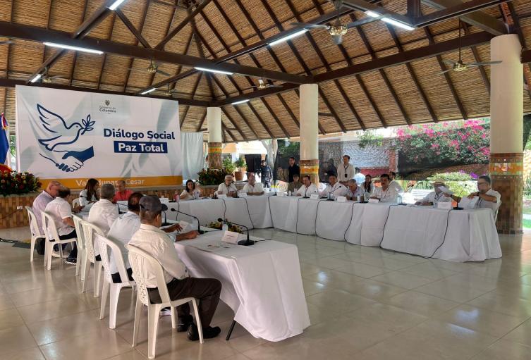 Exjefes de las AUC en reunión en Valledupar
