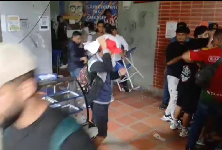 Enfrentamientos en la Universidad del Atlántico.