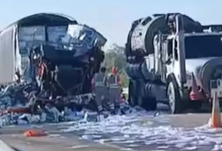 Choque de tractomulas deja dos muertos en Cesar