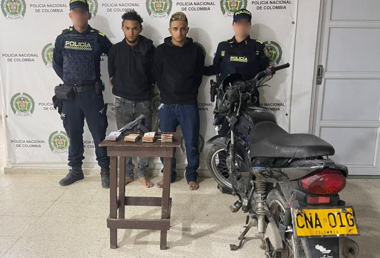 Captura de dos sujetos en San Isidro, Cartagena