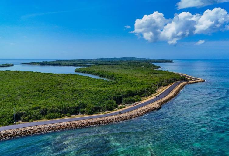 La intervención, además de mejorar la movilidad de los más de 20 mil residentes, busca fortalecer la oferta turística