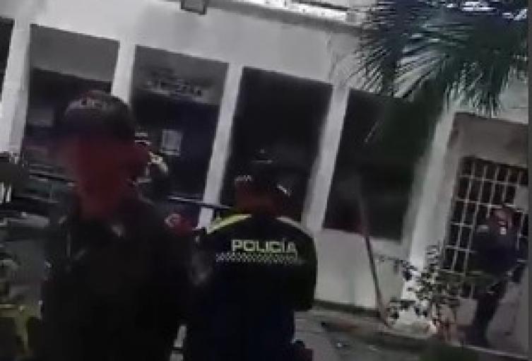 Entre los fugados, habría varios miembros de grupos criminales 