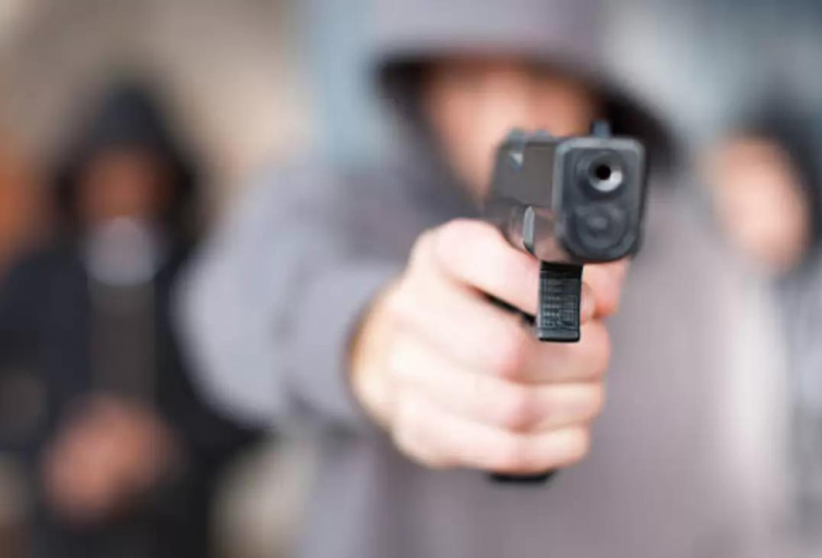 Referencia de ataque sicarial con arma de fuego