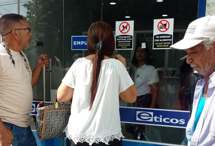 Dispensario Éticos Serrano.