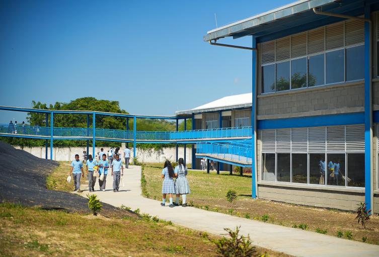 Megacolegios en Bolívar