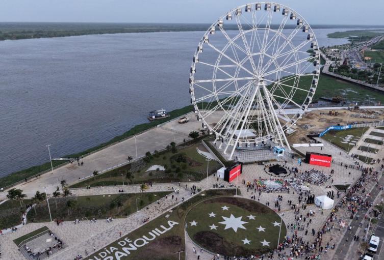 Gran Malecón del Río en Navidad