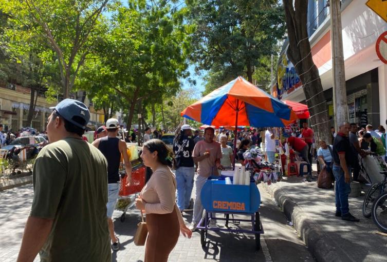 ¡Barranquilla despierta! La apuesta comercial que mantendrá abierto los negocios hasta el amanecer este fin de semana