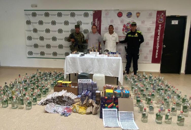 Incautan licor adulterado y pólvora en el Atlántico