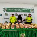 La droga incautada se encontraba envuelta en 171 paquetes con un peso de 93 kilogramos.  