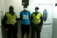 Solicitado por los delitos de homicidio agravado en grado de tentativa, hurto calificado y agravado.