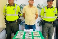 Hombre capturado en la Vía al Mar con alta suma de dinero, deberá responder por presunto lavado de activos.