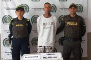 Portaba una bolsa que al interior contenía 17 bolsitas plásticas transparentes llenas de cocaína