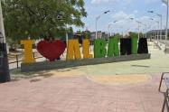 Enfrentamientos entre grupos al margen de la ley y Fuerza Pública. 