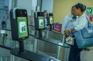Aeropuerto de Cartagena inaugura tecnología que reduce el 40% del tiempo de ingreso de pasajeros 