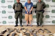 Policía de Cartagena capturó a un ciudadano chino con cargamento ilegal de aletas de tiburón 