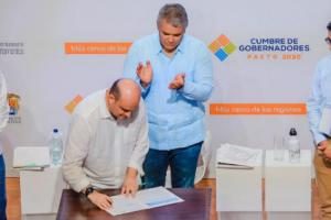 Este acto hizo parte de la clausura de la Cumbre de Gobernadores que se realizó en Cartagena