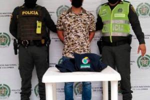 Expedía permisos para venezolanos falsos