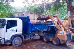 Las fuertes lluvias ha causado afectaciones por deslizamiento de sedimentos de los cerros de Santa Marta