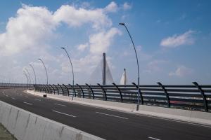 Rescate de mujer que pretendía saltar desde el Puente Pumarejo