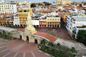 Alcalde de Cartagena modificó toque de queda nocturno