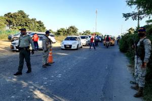 Devuelven a 1.500 personas que pretendían ingresar a Playa Blanca sin reservas 