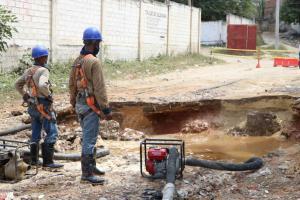 Daño en tubería deja sin servicio de agua al 50% de Cartagena 
