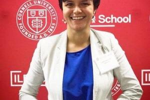 La joven investigadora se convirtió en la primera egresada de la Alma Mater en ser admitida y becada por esa institución estadounidense