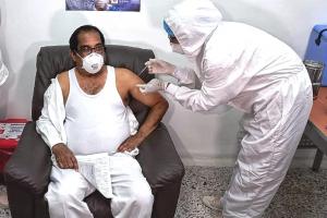 Primer médico vacunado