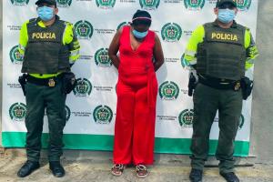 La descubrieron al notar la actitud sospechosa y nerviosa