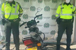 La moto fue encontrada en una zona boscosa de los alcatraces