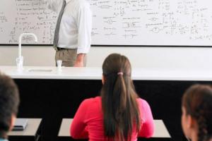 Docentes priorizados se pueden vacunar en Cartagena