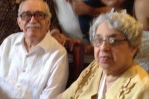 Gabo y su hermana Margarita.