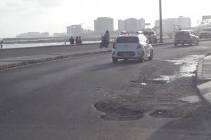Huecos de la Avenida Santander en Cartagena