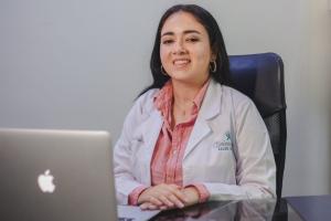 Médica cartagenera lidera estudio que propone tratamiento que evitaría muertes por covid-19