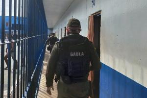 Incautaron celulares, drogas, agendas telefónicas, y otras cosas 