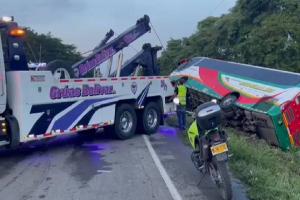 Una persona sufrió fracturas en la cabeza